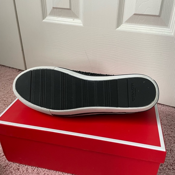 BRAND NEW Coach Sneakers - Picture 8 of 8